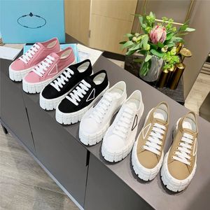 Nouveau style designer baskets chaussures de sport de luxe blanc noir rose marron bleu femmes à semelles épaisses chaussures de haute qualité chaussures de jogging de marche en plein air