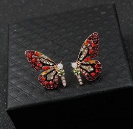 2023 Designer STUD Boucles d'oreilles aile de papillon de luxe boucles d'oreilles Stud Femmes mode boucles d'oreilles en diamant filles vêtements bijoux accessoires pour femme sans boîte