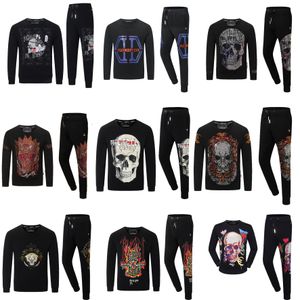 2023 Nouveau Designer Hommes Survêtements Sweats à capuche Pantalons Sweatshirts Pantalons Marque Pull Costumes Homme Vêtements Ensembles Vêtements de plein air Sports Running Drilled Skulls 1978 PP Top