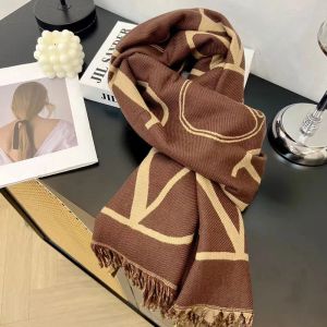 2023 Nieuwe Designer Vrouwen Kasjmier Sjaal Volledige Letter Gedrukt Sjaals Man Soft Touch Warm Wraps Met Tags Herfst Winter Lange sjaals