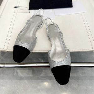 2023 nouvelles chaussures habillées femmes en cuir à talons hauts boucle en métal lettre Logo fête de mariage affaires chaussures plates décontractées mode sandle polyvalent