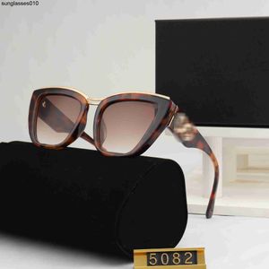 2023 New Dujia Fashion Style Lunettes de soleil Cat Eye Small Frame Ins Style Lunettes de soleil Achetez une paire de lunettes de soleil et envoyez-en deux