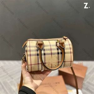 2023 nouveau sac de mode de luxe concepteur femmes Boston sac mode polyvalent classique Plaid Simple grande capacité