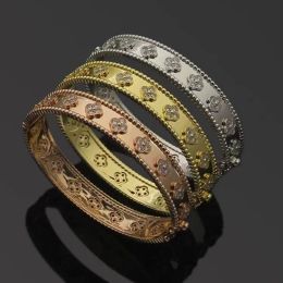 2023 nueva marca de moda pulsera de cristal de lujo 18k oro para mujer nueva pulsera de trébol de diamantes pulsera de diseñador de alta calidad joyería