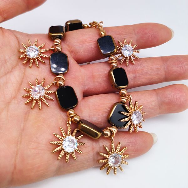 2023 Nouvelle mode Bracelets en perles en cristal coloré bracelets réglables pour les femmes cz zircon croix de soleil charmes de bijoux en or cadeaux