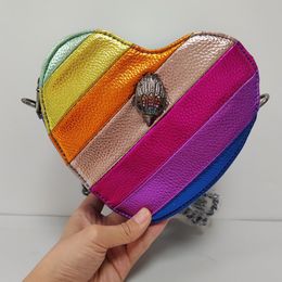 2023 nouvelle mode en forme de coeur arc-en-ciel femmes sacs à bandoulière coloré PU sac fourre-tout voyage en plein air sac à bandoulière