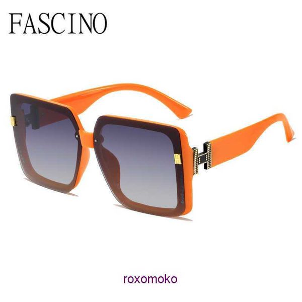 2023 nuevas gafas de sol de moda con montura grande para mujer H tendencia decorativa conjunto de diamantes gafas de sol de tiro callejero en vivo H299