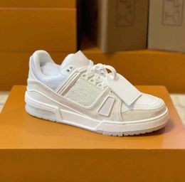 2023 Nouvelle mode Top Qualité Casual Chaussures Designer Luxurys Entraîneur Sports Baskets Baskets Blanc Naturel Vert Gris Crème Noir Bourgogne Violet Pour Hommes Femmes