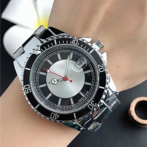 2023 Nouvelle mode Montre-bracelet Marque Femmes Hommes Style Bande d'acier en métal Date Montres à quartz Montre de luxe Livraison gratuite Montres de créateurs