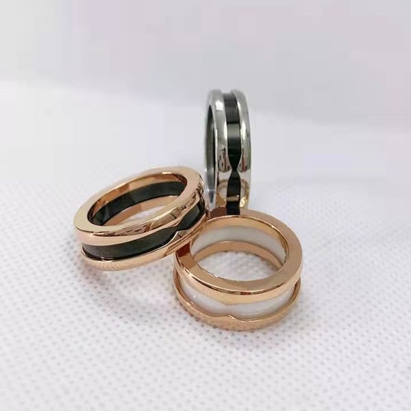 2023 Nuevo diseñador de alta calidad Design Bur Design Ring Jewelry Men and Women Rings de pareja Modern Style Band Gift