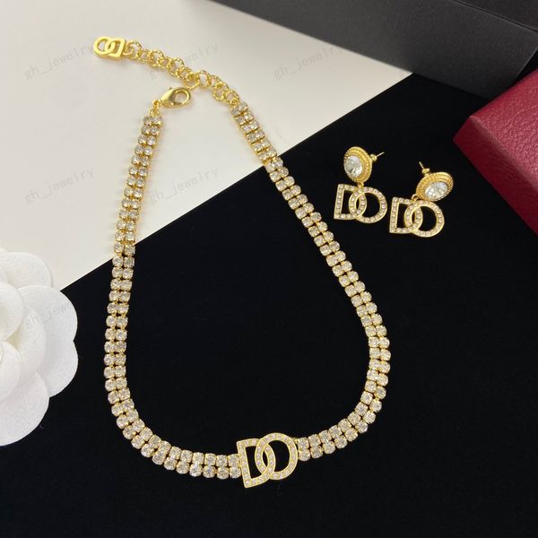 2023 nouveau collier de créateur chaud, chaîne de luxe à double rangée, collier alphabet en cristal de zircon intégré, boucles d'oreilles pendantes à la mode, mariage, fête, cadeaux