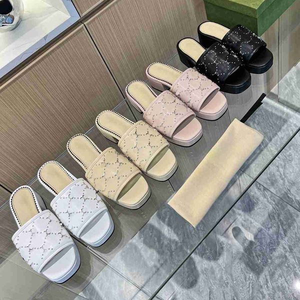 2023 nuevas sandalias deslizantes entrelazadas, sandalias planas altas para mujer, plataforma de playa sexy de cuero para mujer, rosa, negro, blanco, comodidad de verano con caja + bolsa para el polvo, tamaño 35-40