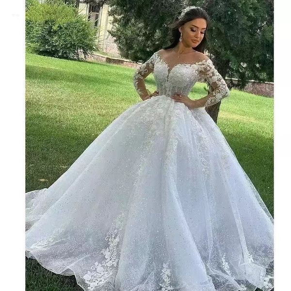 2023 Nuevos vestidos de novia árabes de encaje Tren largo de manga larga Apliques florales en 3D Apliques de encaje Satén Vestidos de novia de talla grande Elegante vestido de novia bohemio de tul A Line