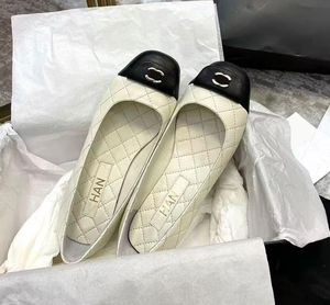 2023 nouvelle dame designer femmes diamant treillis chaussures formelles en cuir décontracté chaussures plates mode femmes tête carrée mocassins confortables