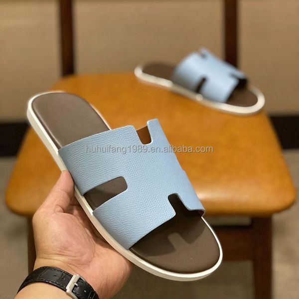 2023 nuevas sandalias de cuero de los hombres de la playa de la moda de los deslizadores de la marca de la moda del desgaste de los hombres