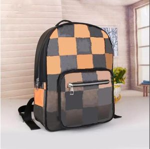 2023 Nueva mochila de lujo Diseñador de calidad superior Mochila para llevar Mochilas escolares de moda para hombre Bolsa de viaje de lujo Bolsa de lona negra