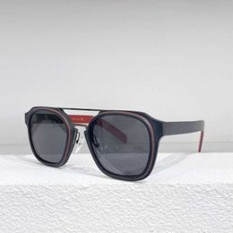 2023 Nuovi occhiali da sole alla moda versatili da donna personalizzati Tiktok della famiglia P del nuovo designer di lusso SPR 07WS