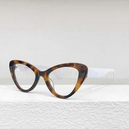 2023 Nouvelles lunettes de soleil de créateurs de luxe 23P nouvelle personnalité de célébrité en ligne Tiktok japonais et lunettes monture polyvalente pour femmes SPR 13X-F