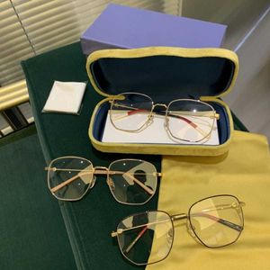 2023 Nouvelles lunettes de soleil de créateurs de luxe Le nouveau plat carré minimaliste de la famille G Quan Zhilong 0396O anti lumière bleue hommes et femmes le même modèle miroir uni