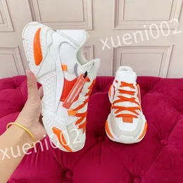 2023 nuove scarpe sportive da donna di design di alta qualità di lusso scarpe da viaggio moda giovanile da donna scarpe da allenamento da basket di tendenza da uomo