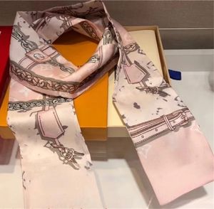2023 nieuwe luxe brief print zijden sjaal designer hoofddoek damesmode lange handvat tas sjaal parijs schouder rugzak bagage lint hoofddoek ontwerpers sjaals