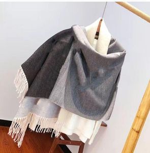 2023 Nouveau luxe v Designer Écharpe 100% Cachemire Femmes Épais Châle Hiver Chaud Longue Frange Pashmina Écharpe 180 * 70 Nouveau Cadeau Exquis Arrivé