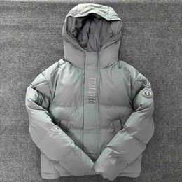 2023 Nuevas chaquetas de plumón para hombres y mujeres Trapstarss Explosions Tide Brand Con capucha Gris Abrigo de algodón de invierno Chaqueta gruesa Abrigo American High Street Abrigo cálido de moda