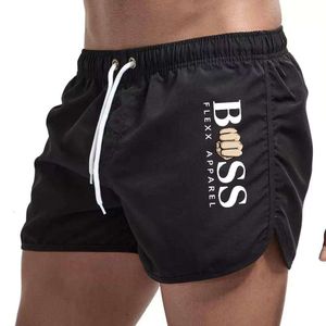 2023 Nouvelle plage de mode masculine Polyester multicolore Sports sports tripartites shorts pour hommes 40
