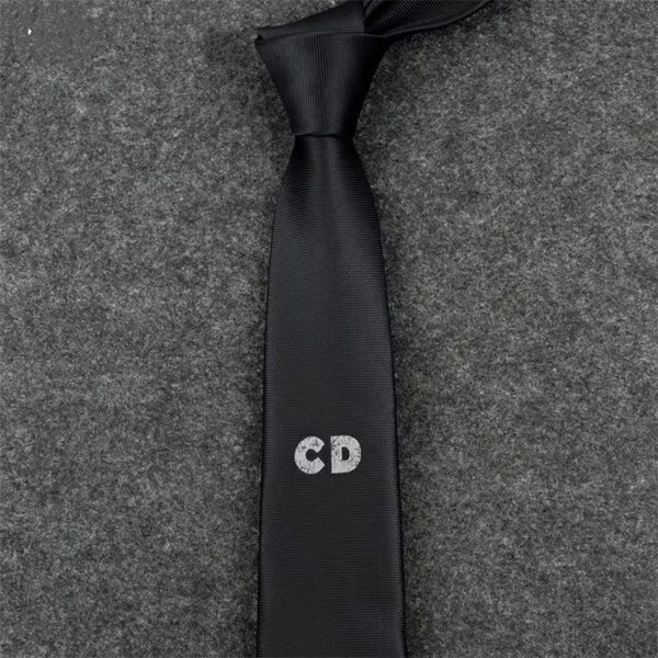 2023 Nouveaux Hommes Cravates Mode Cravate En Soie 100% Designer Cravate Jacquard Classique Tissé À La Main Cravate pour Hommes De Mariage Cravates Décontractées Et D'affaires Avec Boîte D'origine 882