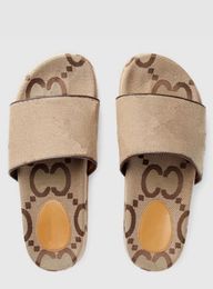2023 Nieuwe mannen Women Slippers Designer Sandaal Blooms Zomermodemerk Strand Sliders Platform Scuffs Home Shoes Dames Slippers
