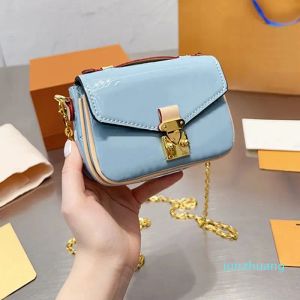 2023 nouveau Mini Messenger Sac Bourse Femmes Petit Sac À Main Portefeuille En Relief Lettre En Cuir Verni Chaîne Bandoulière Sacs Pochette Porte-Monnaie