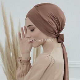 2023 Nieuwe Moslim Tulbanden Effen Kleuren Hoeden Voor Vrouwen Meisjes Mode Comfy Warm Caps Voorhoofd Criss Cross Hip Hop Haar cover