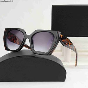 2023 New P Family Fashion Sunglasses Network Red Ins Style Polygonal Achetez une paire de lunettes de soleil et envoyez-en deux