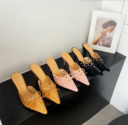 2023 ante nuevo arco hueco tacones altos puntiagudos sandalias para mujer 2023 Comercio exterior nuevo estilo medias zapatillas con cabeza