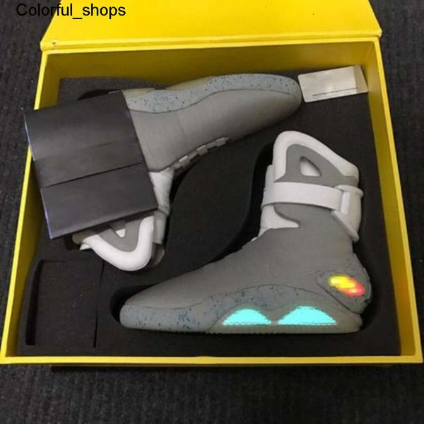 2023 NOUVEAU TOP Vente limitée Chaussures à lacets automatiques Air Mag Baskets Marty Mcfly's Led Back To The Future Glow In The Dark Grey TOP Mcflys Man avec boîte taille 40-47