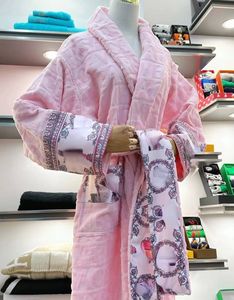 2023 nieuwe designer herenpyjama modekleding effen kleur badjas katoenen luxe gewaad met lange mouwen