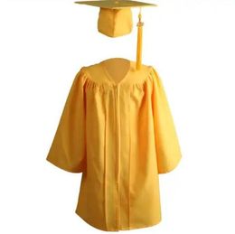 2023 nuevo vestido colorido al por mayor de la graduación de la guardería de la buena calidad para los niños