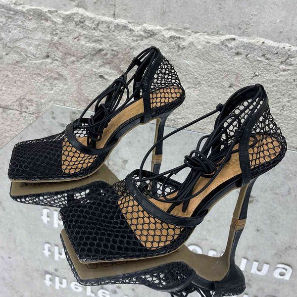 2023 nouvelles femmes pompes talons Sexy sandales chaussures femme marque de mode carré maille sangle pompes sandales dames chaussures talons