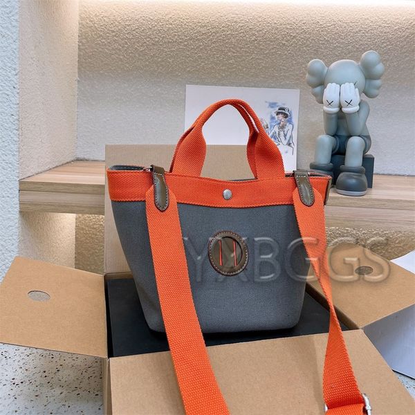 2023 Nuevo bolso de mujer Bolsos de hombro de lona Patchwork Moda Bolsos de gran capacidad Bolso de viaje cosmético Bolso de compras clásico de edición limitada