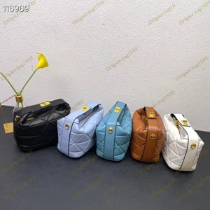2023 nouveau sac pour femmes mode en cuir matelassé triangle brodé boîte à lunch sac à main mini grande capacité unique épaule sacs de messager 66200