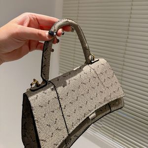 2023 nieuwste designer tas luxe draagtas mode dames kruislichaam schoudertassen vrouwen bruine klassieke handtassen sac