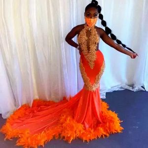 2023 Orange Feathers Mermaid Prom -jurken voor zwarte meisjes halter kanten appliques backless avond verjaardagsfeestje jurk lang Afrikaans 0216
