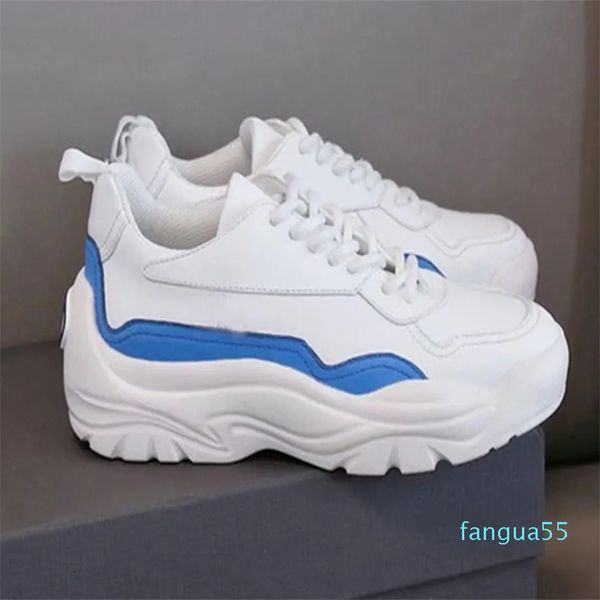 2023-Outdoor Shoes designer Calfskin men Sneaker Rock Runner Casual Women Sports Sandales de qualité T