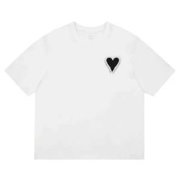 2023 Parijs Modemerk Tees Heren Vrouwen Designer Luxe Amis T-shirt Casual T-shirt Ronde Hals Coeur Heren Dames tees L26