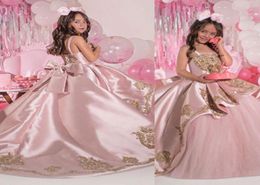 2023 Pink Girls Pageant Dresses Gold Lace Appliques Beads Crystal Flower Girl Vestido Niños Long Spaghetti Straps Cumpleaños G2571636