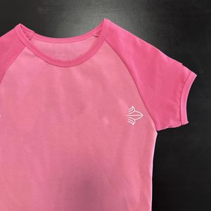 2023 Pink New CH Fashion T-shirt classique T-shirt T-shirt Chal T-shirt Femme T-shirt Alphabet Horseshoe Sanskrit Cross Pattern Designer T-shirt Women's's