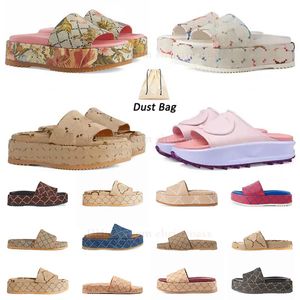 2024 Plate-forme Slipper Hommes Femmes Sandales de luxe Designer Multicolor Noir Blanc Bleu Marron Brocade Caoutchouc Pantoufles Entraîneur Diapositives Célèbres Chaussures De Plage D'été 35-45