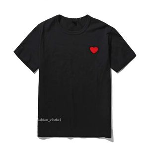 2023 Speel heren T -shirtontwerper Red Commes Heart Women Garcons S Badge des Quanlity TS katoen CDG Borduurwerk korte mouw Sweat Shirt Vintage T -T -shirt 332