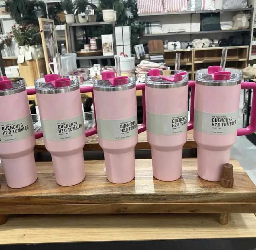 Redo att leverera rosa flamingo quencher tumblers h2.0 40oz rostfritt stål koppar silikonhandtag lock halm 2: a generation bilmuggar vatten flaskor 20 färg GG1115