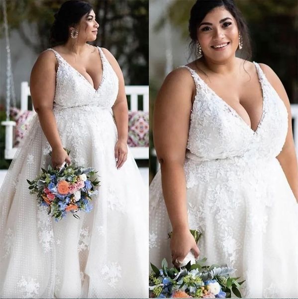 2023 robes de mariée grande taille robe de mariée dentelle appliques col en V profond bretelles sans manches balayage train sur mesure en tulle pointillé plage vestidos de novia